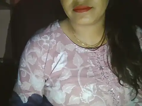 Snapshot of Hot-shanvi chatting on 07/09/26, 04:50 Hot-shanvi online show from 07/09/26, 04:50