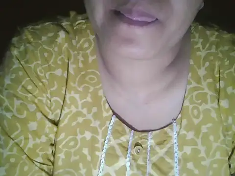 Snapshot of Hot-shanvi chatting on 04/25/26, 03:53 Hot-shanvi online show from 04/25/26, 03:53