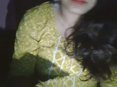 Snapshot of Hot-shanvi chatting on 04/29/26, 04:44 Hot-shanvi online show from 04/29/26, 04:44