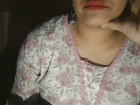Snapshot of Hot-shanvi chatting on 04/19/26, 05:36 Hot-shanvi online show from 04/19/26, 05:36