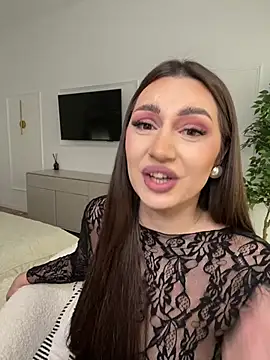 claraxjoyy online show from 04/13/26, 09:35