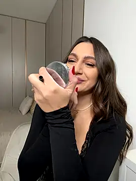 claraxjoyy online show from 12/05/25, 05:17