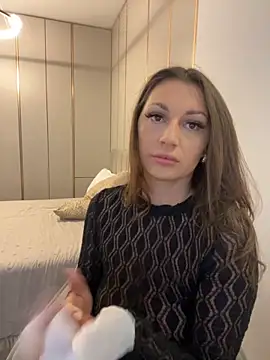 claraxjoyy online show from 09/12/25, 04:34