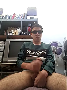 CarlosRyan1997 online show from 03/13/25, 05:50
