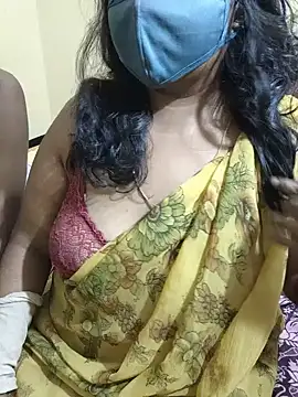 Snapshot of Rathi22 chatting on 06/26/26, 03:07 Rathi22 online show from 06/26/26, 03:07