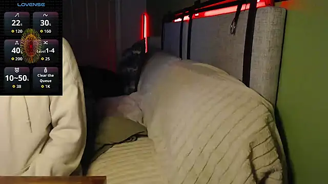 ivynyxx online show from 10/12/25, 01:45