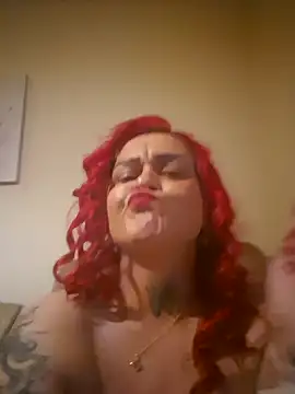 Snapshot of josamiel chatting on 12/31/24, 04:35 josamiel online show from 12/31/24, 04:35