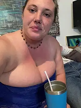 Snapshot of bjayburn chatting on 01/05/25, 05:51 bjayburn online show from 01/05/25, 05:51