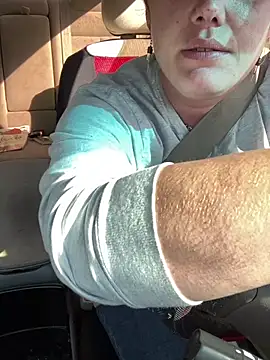 Snapshot of bjayburn chatting on 01/27/25, 07:35 bjayburn online show from 01/27/25, 07:35