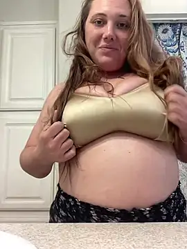 Snapshot of bjayburn chatting on 01/01/25, 09:20 bjayburn online show from 01/01/25, 09:20