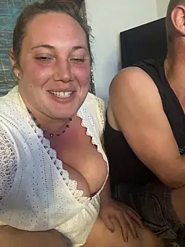 Snapshot of bjayburn chatting on 01/04/25, 10:24 bjayburn online show from 01/04/25, 10:24