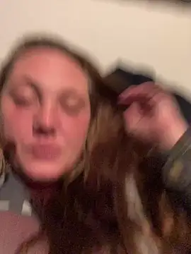 Snapshot of bjayburn chatting on 01/01/25, 06:47 bjayburn online show from 01/01/25, 06:47