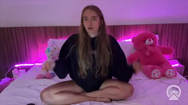 BabyMelie online show from 12/20/25, 09:34