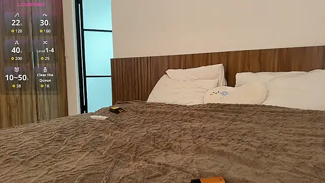 BabyMelie online show from 06/18/26, 06:56