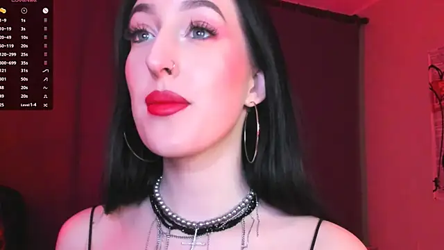 Snapshot of Miss_Alice__ chatting on 02/02/25, 03:10 Miss Alice online show from 02/02/25, 03:10