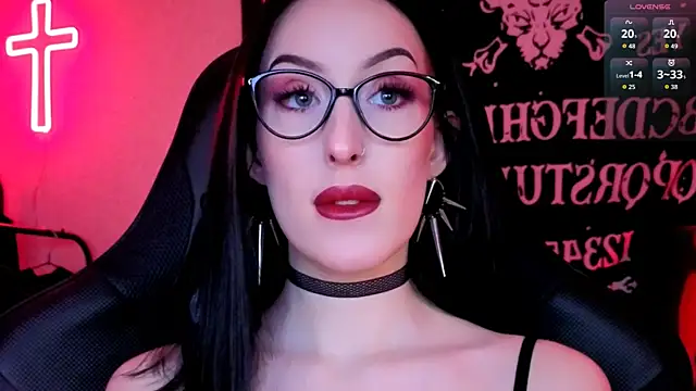 Miss Alice   online show from 04/07/26, 11:39