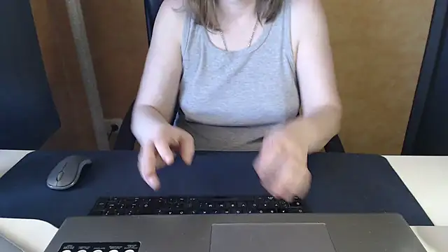 Sweet Phoenix online show from 03/07/26, 08:10