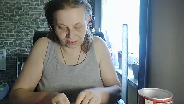 Sweet Phoenix online show from 10/11/25, 10:05