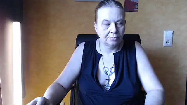 Sweet Phoenix online show from 09/23/25, 05:58