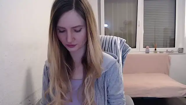 Snapshot of florianikaa chatting on 02/02/25, 08:41 florianikaa online show from 02/02/25, 08:41