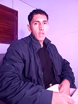 Snapshot of Joylopez_fit chatting on 11/23/25, 02:27 Joylopez fit online show from 11/23/25, 02:27