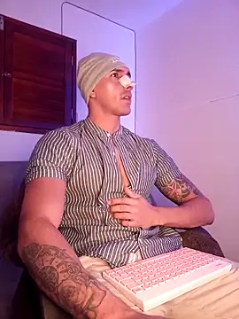 Joylopez fit online show from 02/06/26, 04:03