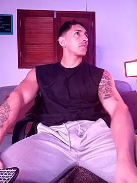 Snapshot of Joylopez_fit chatting on 11/15/25, 01:48 Joylopez fit online show from 11/15/25, 01:48