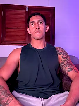 Snapshot of Joylopez_fit chatting on 12/03/25, 12:37 Joylopez fit online show from 12/03/25, 12:37