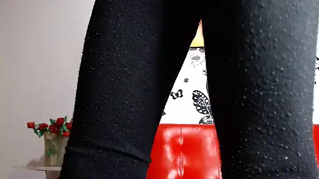 katysweet20 online show from 12/13/25, 11:11