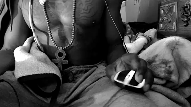 dominatingblacklove online show from 09/30/25, 09:26