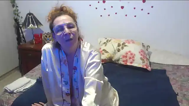 Snapshot of milchanel chatting on 10/03/25, 06:15 milchanel online show from 10/03/25, 06:15