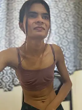 Snapshot of Enna_Zarza_ chatting on 07/14/26, 06:40 Enna Zarza online show from 07/14/26, 06:40