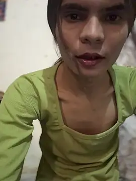 Snapshot of Enna_Zarza_ chatting on 06/23/26, 06:11 Enna Zarza online show from 06/23/26, 06:11