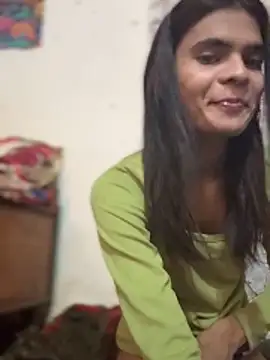 Snapshot of Enna_Zarza_ chatting on 06/07/26, 06:29 Enna Zarza online show from 06/07/26, 06:29