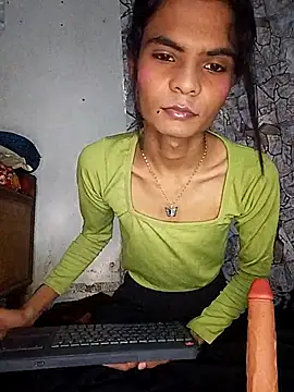 Enna Zarza  online show from 10/27/25, 06:25