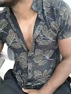 hot boy dic online show from 02/18/26, 02:35