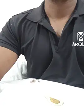 hot boy dic online show from 02/21/26, 01:57