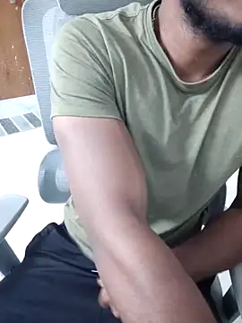 hot boy dic online show from 09/24/25, 10:44