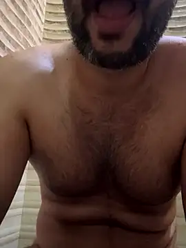 Snapshot of skyisthelimit12 chatting on 12/02/25, 05:20 skyisthelimit12 online show from 12/02/25, 05:20