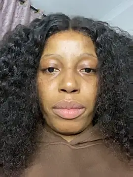 Thando04 online show from 12/18/25, 12:49