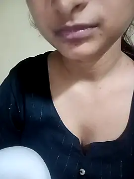 Snapshot of Piya_Ji chatting on 10/15/25, 11:18 Piya Ji online show from 10/15/25, 11:18