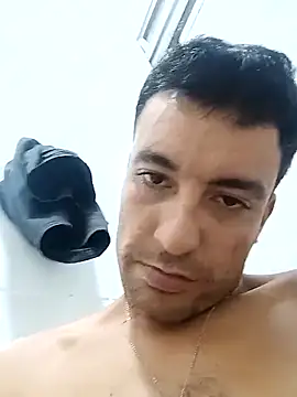 Snapshot of aventuras1508 chatting on 04/03/26, 03:35 aventuras1508 online show from 04/03/26, 03:35