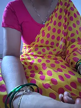 lovelygirl4567 online show from 05/26/26, 07:06