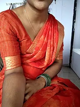 lovelygirl4567 online show from 12/16/25, 05:44