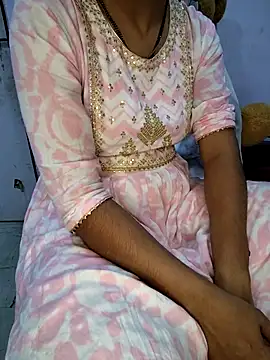 lovelygirl4567 online show from 01/09/26, 05:53