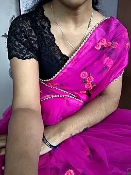 lovelygirl4567 online show from 02/09/26, 05:16