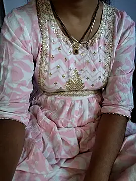 lovelygirl4567 online show from 01/09/26, 05:47