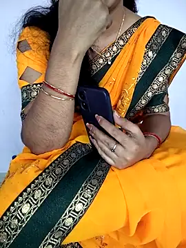 lovelygirl4567 online show from 03/27/26, 06:44