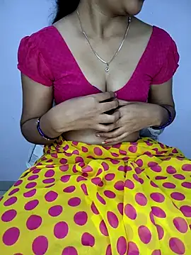 lovelygirl4567 online show from 02/26/26, 05:24