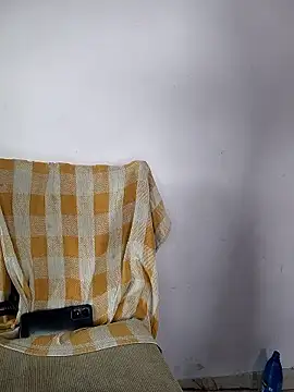 lovelygirl4567 online show from 03/26/26, 05:06